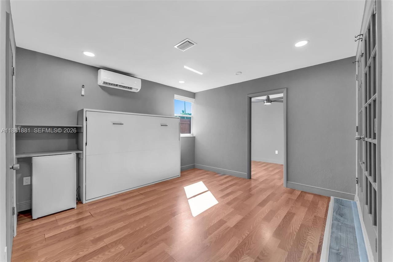 Real estate property located at 2831 Monroe St, Broward, Hollywood Little Ranches, Hollywood, FL