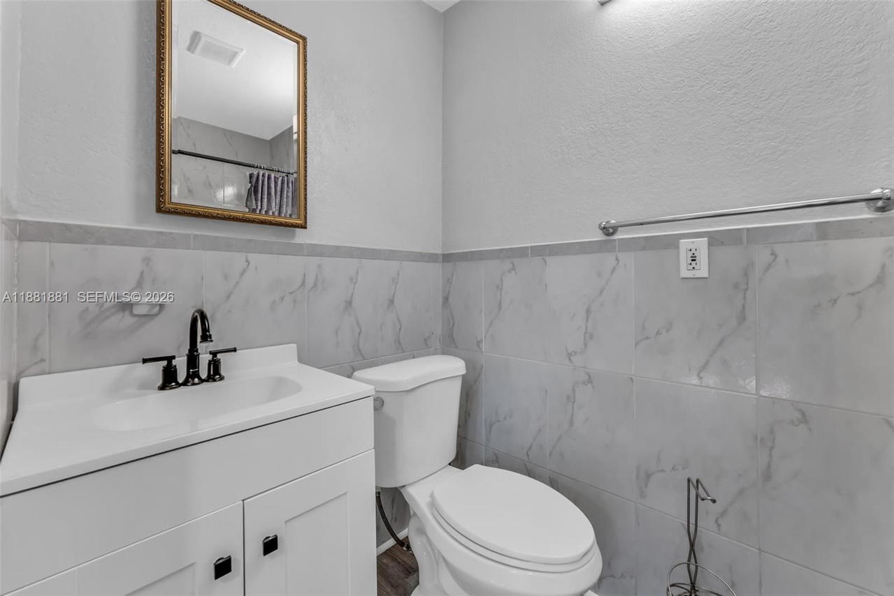 Real estate property located at 2831 Monroe St, Broward, Hollywood Little Ranches, Hollywood, FL
