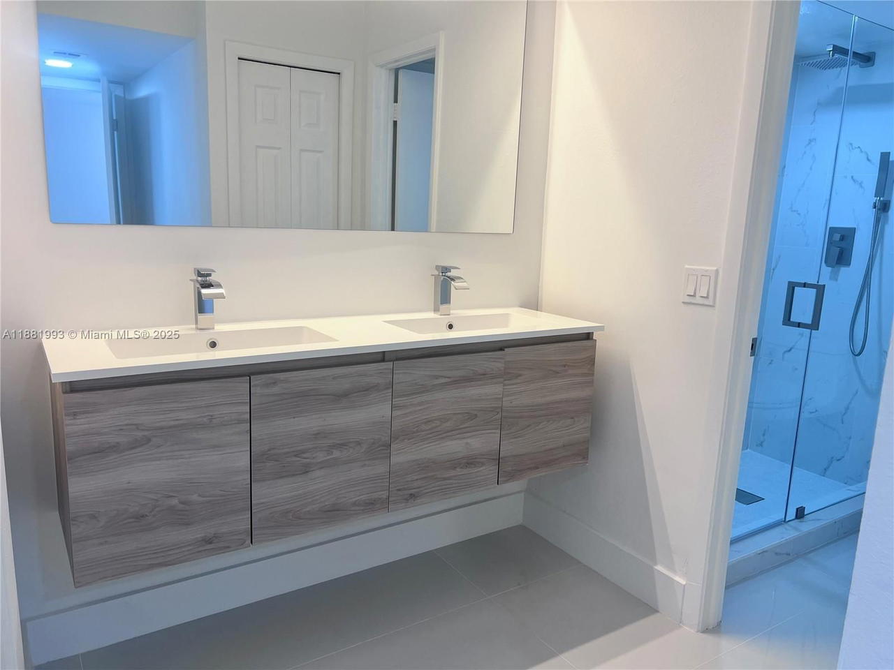 Real estate property located at 170 Lakeview Dr #103, Broward, Racquet Club Apartments A, Weston, FL