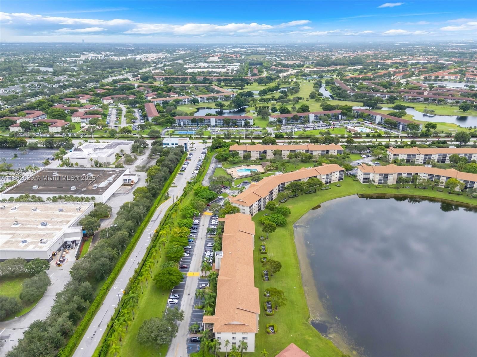Real estate property located at 13800 5th Ct #203M, Broward, Plymouth At Century Villag, Pembroke Pines, FL