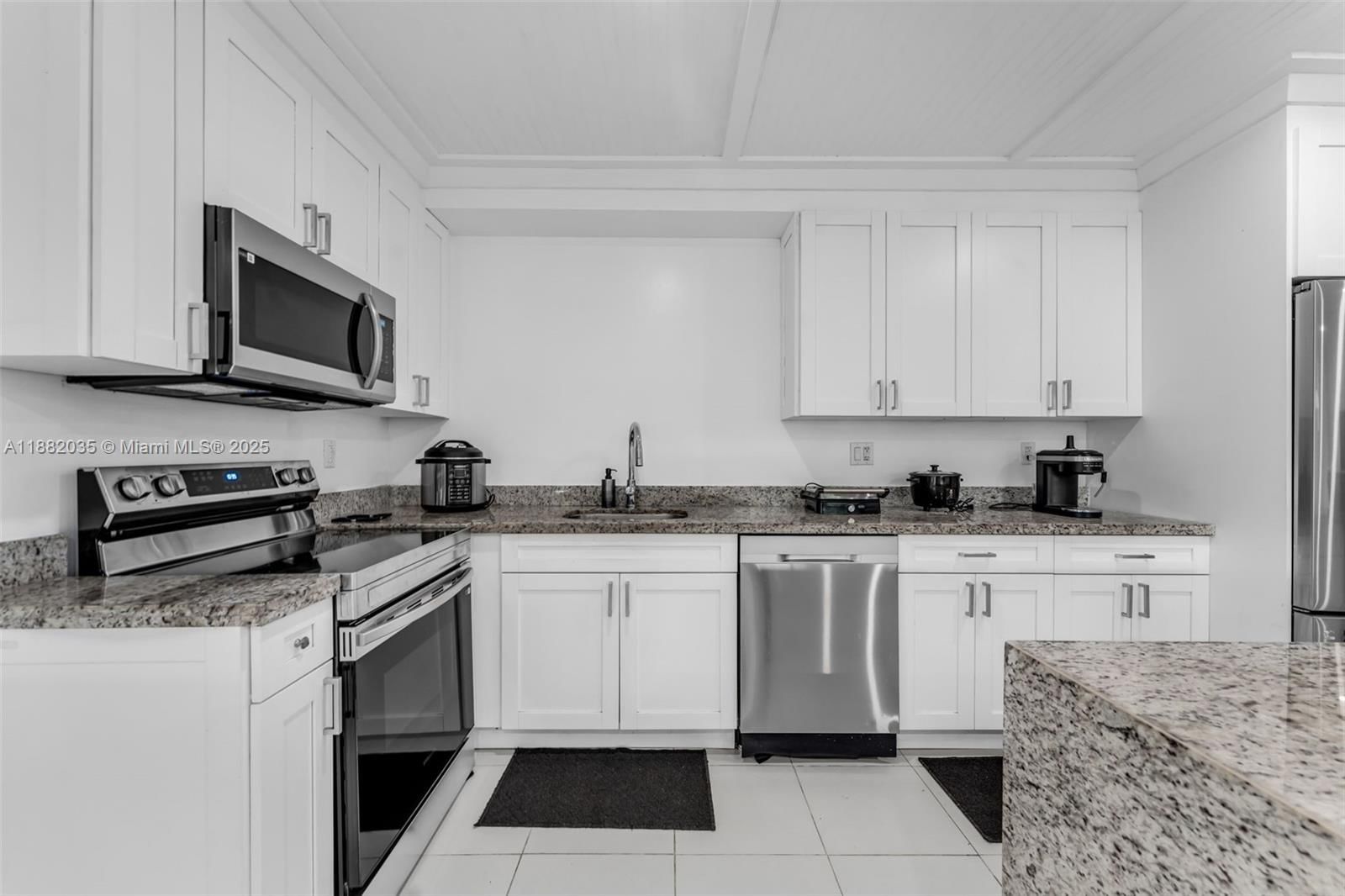 Real estate property located at 12750 197th Ave, Miami-dade, Acreag0002, Miami, FL