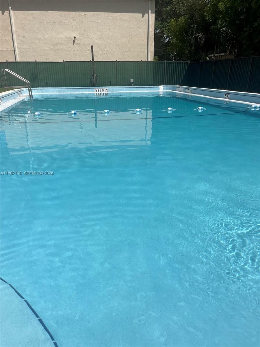Real estate property located at 5387 40th Ave #103, Broward, Bel-aire Section Six Cond, Dania Beach, FL