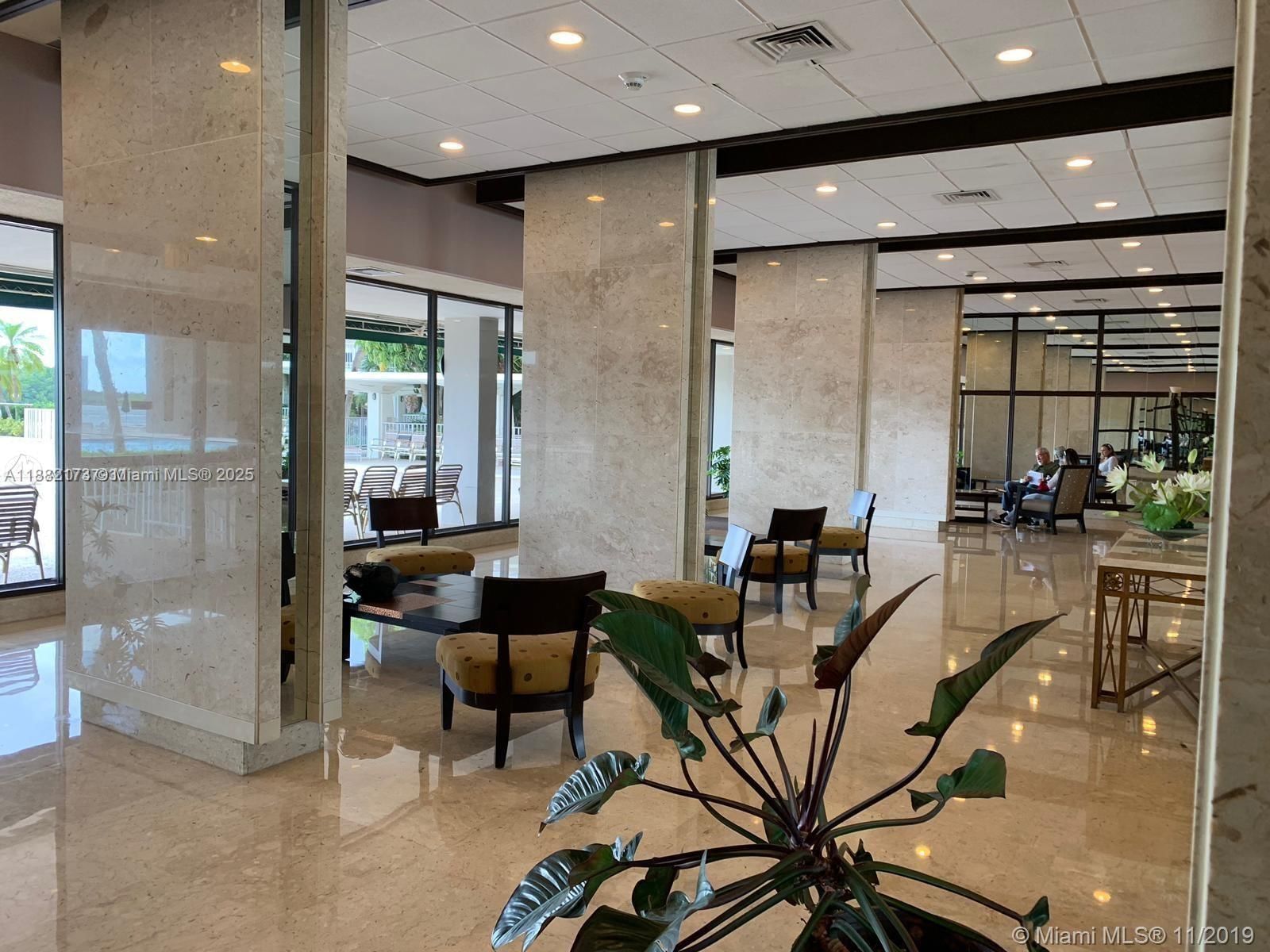 Real estate property located at 300 Bayview Dr #1109, Miami-dade, Arlen House Condo, Sunny Isles Beach, FL