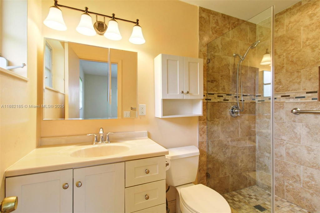 Real estate property located at 16120 104th Ave, Miami-dade, Fairway Pines, Miami, FL