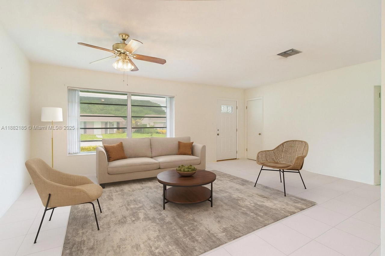 Real estate property located at 16120 104th Ave, Miami-dade, Fairway Pines, Miami, FL