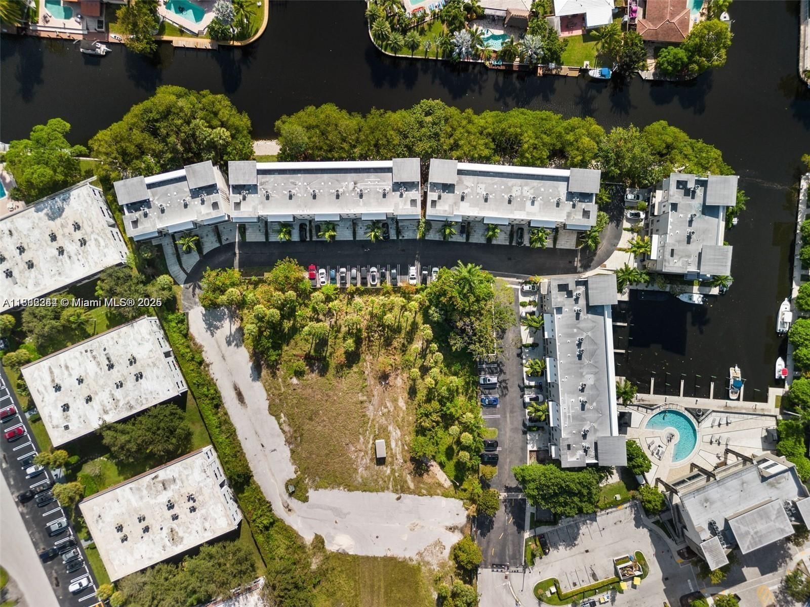 Real estate property located at 532 1st Cir #0, Broward, Koi Plat, Pompano Beach, FL