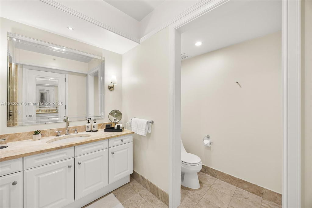 Real estate property located at 1435 Brickell Ave #3203, Miami-dade, Millennium Tower Condomin, Miami, FL