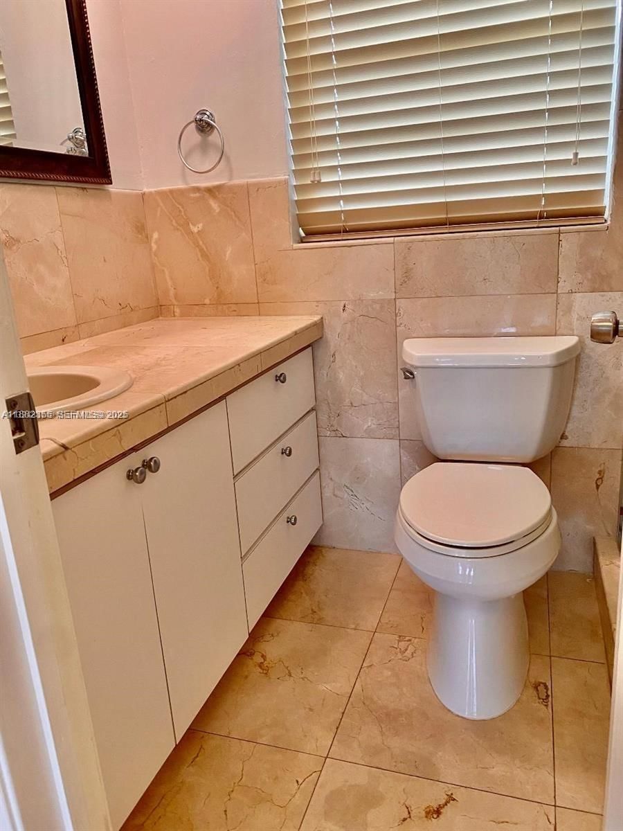 Real estate property located at 7725 86th St A1-421, Miami-dade, Kings Creek So Condo, Miami, FL