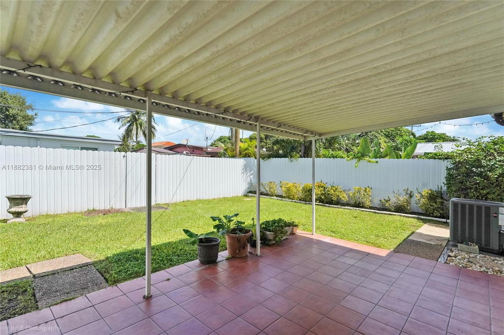 Real estate property located at 1015 64th St, Miami-dade, Westhaven Heights, Hialeah, FL