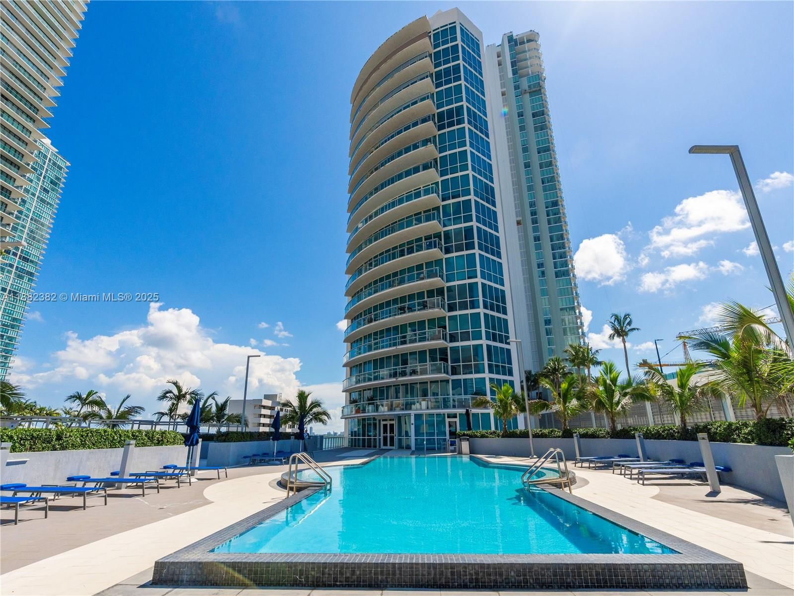 Real estate property located at 480 30th St #1103, Miami-dade, Platinum Condo, Miami, FL