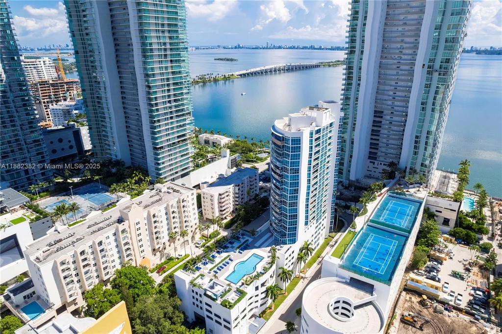 Real estate property located at 480 30th St #1103, Miami-dade, Platinum Condo, Miami, FL