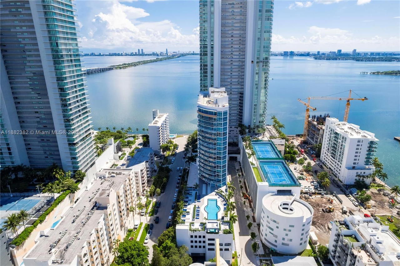 Real estate property located at 480 30th St #1103, Miami-dade, Platinum Condo, Miami, FL