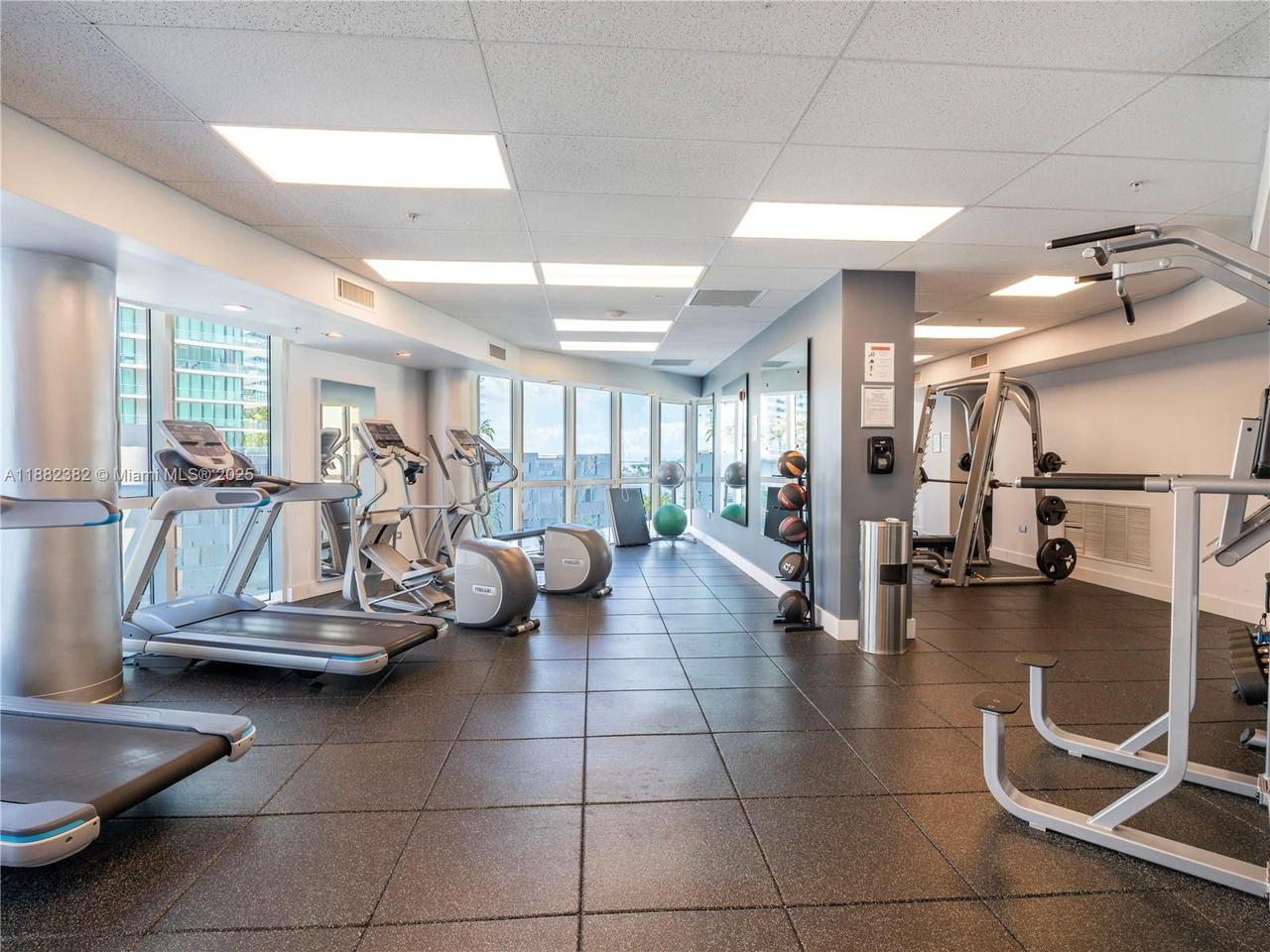 Real estate property located at 480 30th St #1103, Miami-dade, Platinum Condo, Miami, FL