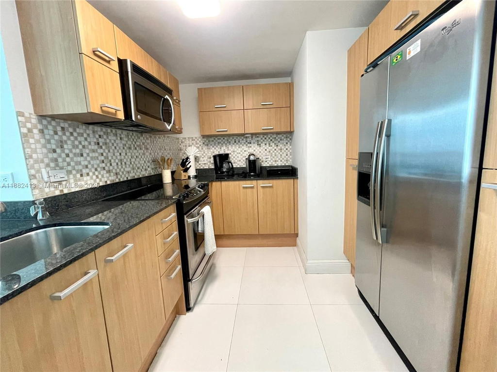 Real estate property located at , Miami-dade, Wind Condo, Miami, FL