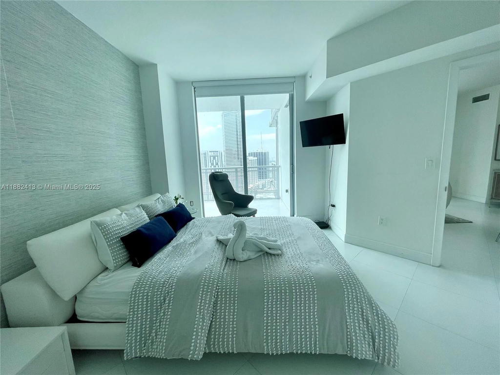 Real estate property located at , Miami-dade, Wind Condo, Miami, FL