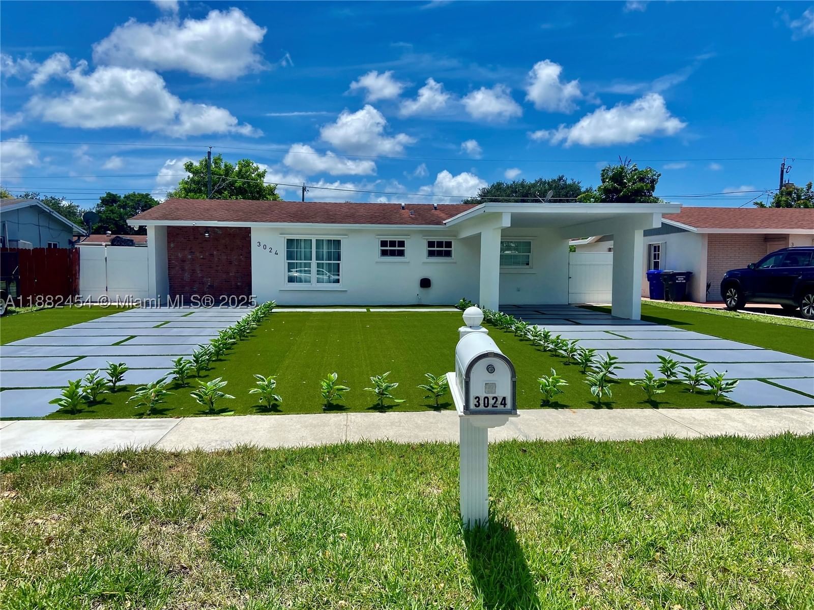 Real estate property located at 3024 73rd Ter, Broward, Driftwood Estates No 2, Hollywood, FL