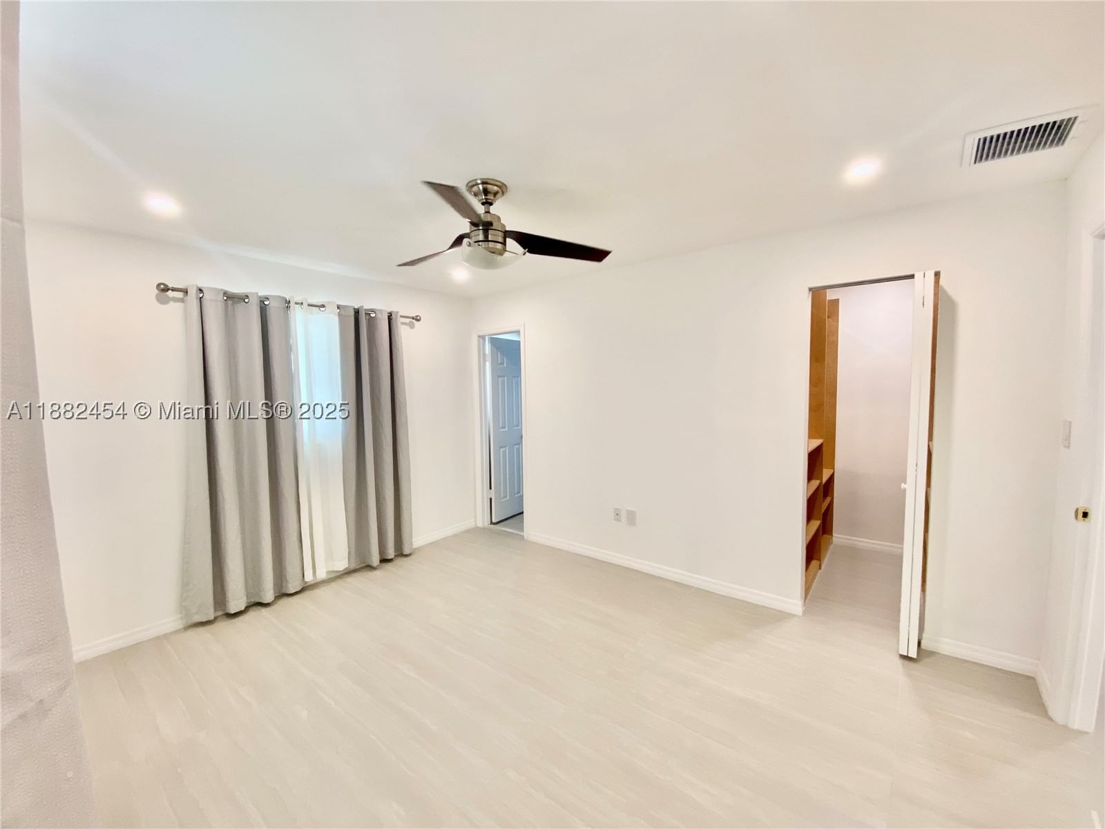 Real estate property located at 3024 73rd Ter, Broward, Driftwood Estates No 2, Hollywood, FL