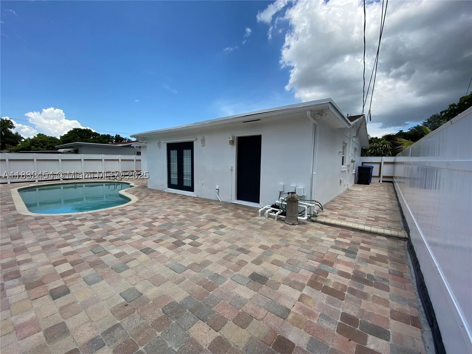 Real estate property located at 3024 73rd Ter, Broward, Driftwood Estates No 2, Hollywood, FL