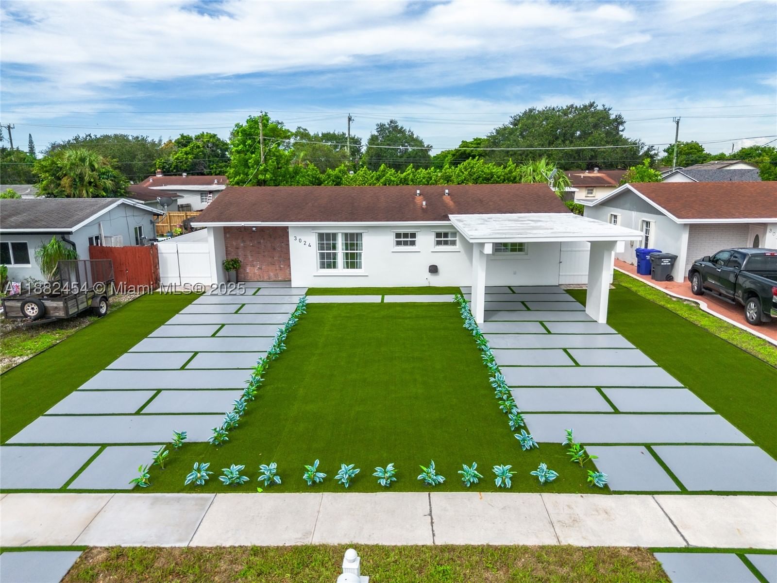 Real estate property located at 3024 73rd Ter, Broward, Driftwood Estates No 2, Hollywood, FL