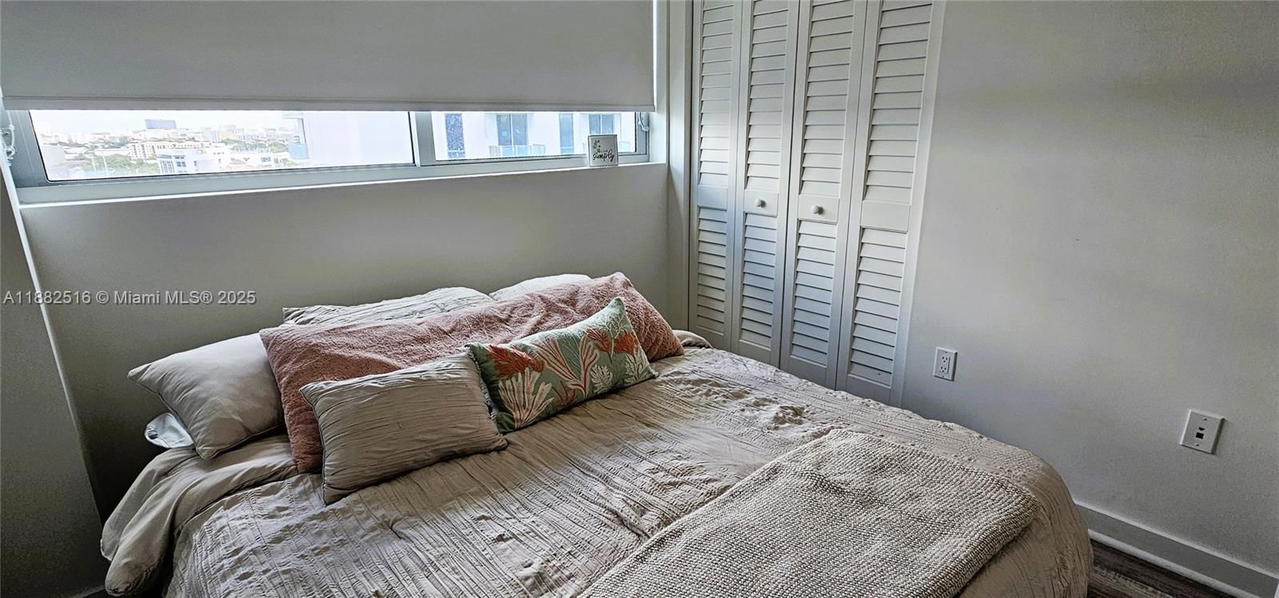Real estate property located at 1600 1st Ave #1106, Miami-dade, Le Parc At Brickell Condo, Miami, FL