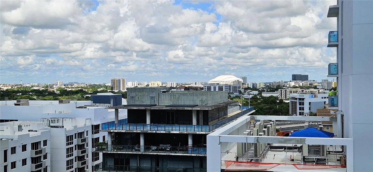 Real estate property located at 1600 1st Ave #1106, Miami-dade, Le Parc At Brickell Condo, Miami, FL