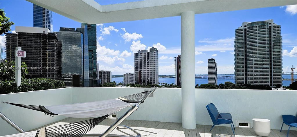 Real estate property located at 1600 1st Ave #1106, Miami-dade, Le Parc At Brickell Condo, Miami, FL