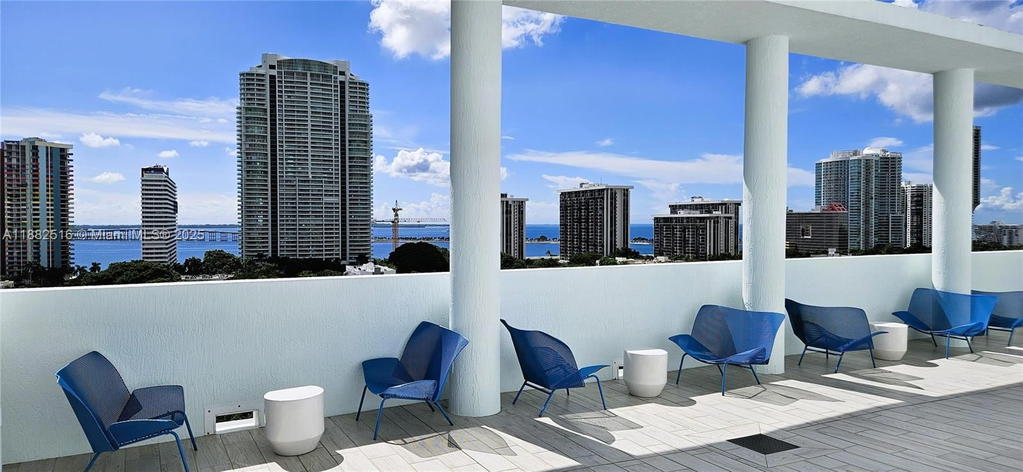 Real estate property located at 1600 1st Ave #1106, Miami-dade, Le Parc At Brickell Condo, Miami, FL