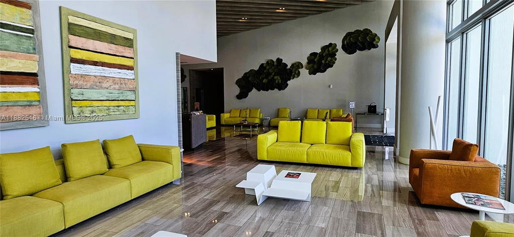 Real estate property located at 1600 1st Ave #1106, Miami-dade, Le Parc At Brickell Condo, Miami, FL