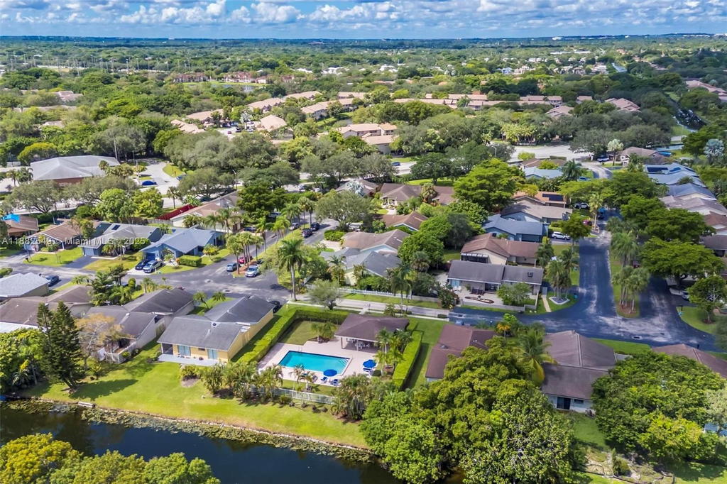 Real estate property located at 990 89th Ave, Broward, Jacaranda Parcel 338, Plantation, FL