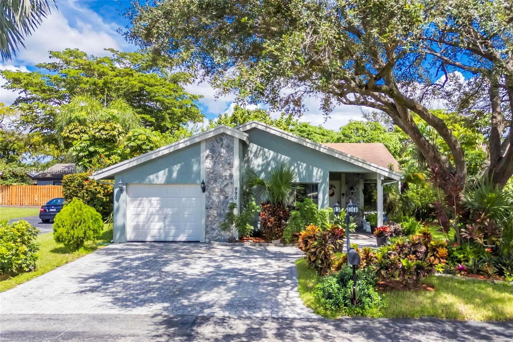 Real estate property located at 990 89th Ave, Broward, Jacaranda Parcel 338, Plantation, FL