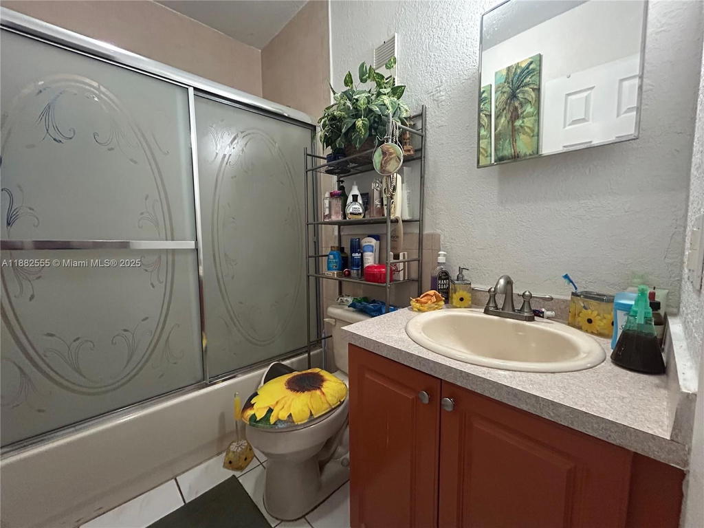 Real estate property located at 460 23rd St #103, Miami-dade, Golden Gate Condo, Hialeah, FL