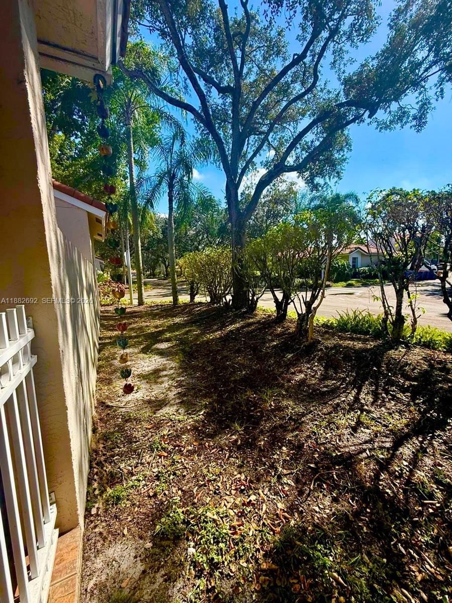 Real estate property located at 1321 Seagrape Circle, Broward, Country Isles Garden Homes, Weston, FL