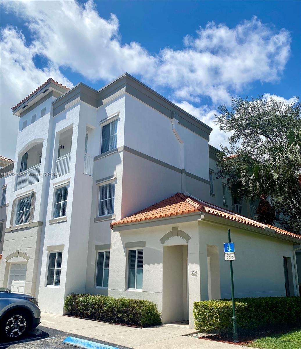 Real estate property located at 11032 Legacy Dr #301, Palm Beach, Residences At Legacy Plac, Palm Beach Gardens, FL