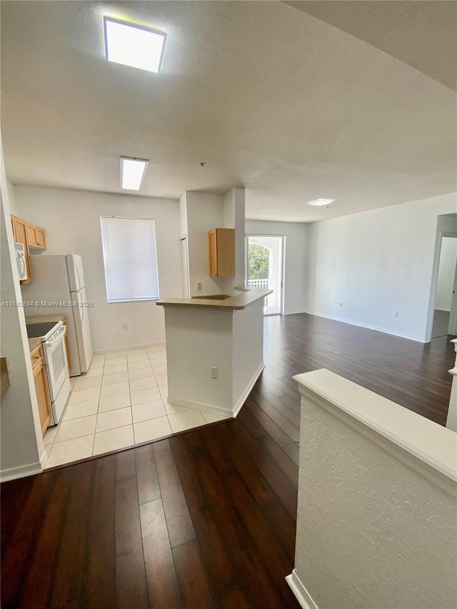 Real estate property located at 11032 Legacy Dr #301, Palm Beach, Residences At Legacy Plac, Palm Beach Gardens, FL