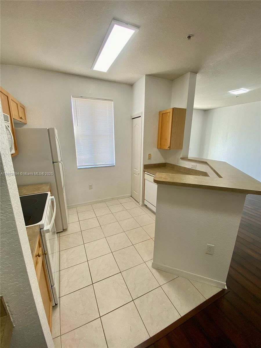 Real estate property located at 11032 Legacy Dr #301, Palm Beach, Residences At Legacy Plac, Palm Beach Gardens, FL