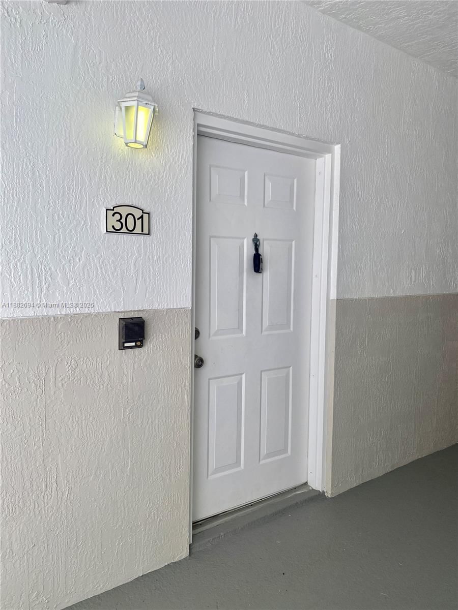 Real estate property located at 11032 Legacy Dr #301, Palm Beach, Residences At Legacy Plac, Palm Beach Gardens, FL