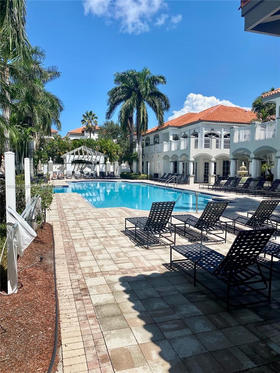 Real estate property located at 11032 Legacy Dr #301, Palm Beach, Residences At Legacy Plac, Palm Beach Gardens, FL