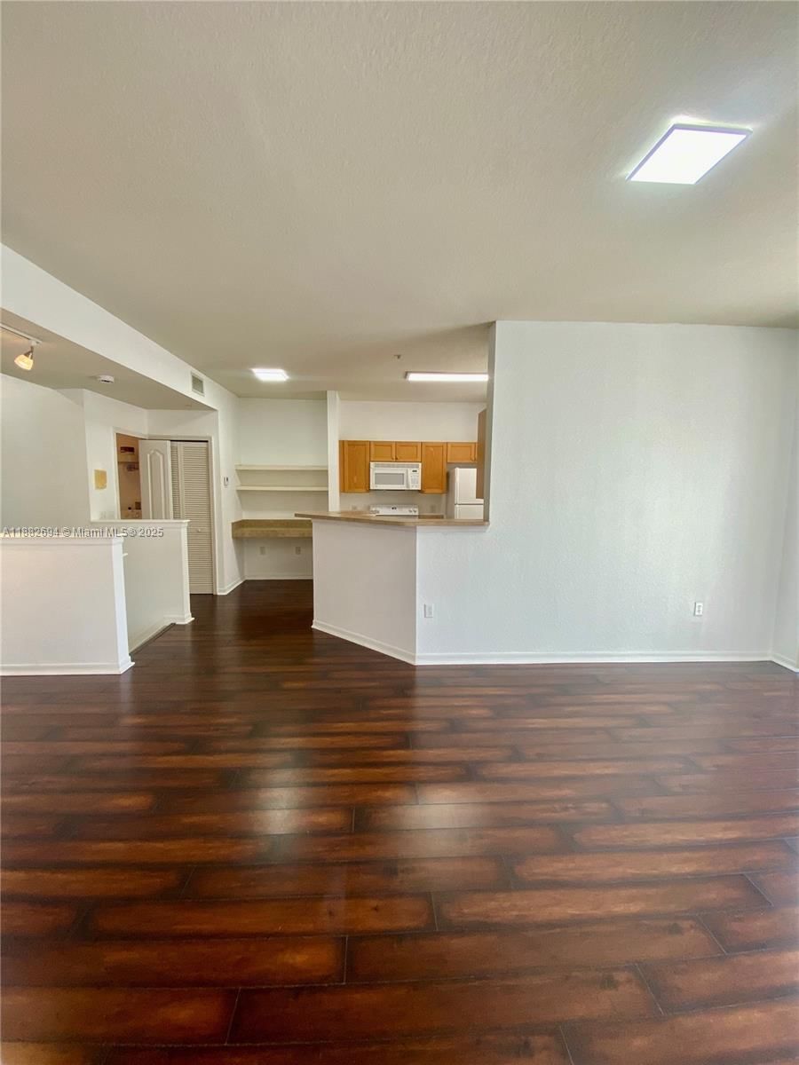 Real estate property located at 11032 Legacy Dr #301, Palm Beach, Residences At Legacy Plac, Palm Beach Gardens, FL