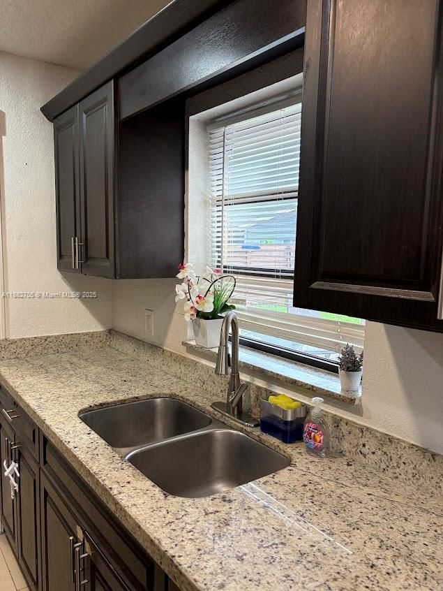 Real estate property located at 548 16th Ter, Miami-dade, Avocado Villas, Homestead, FL