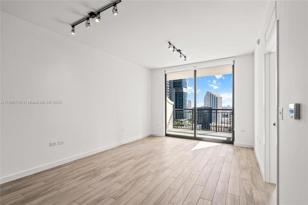 Real estate property located at 999 1st Ave #2208, Miami-dade, Nine At Mary Brickell Vil, Miami, FL