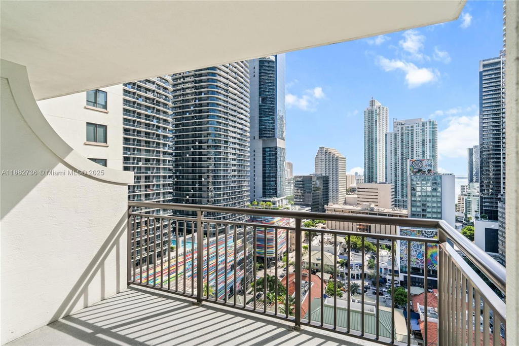 Real estate property located at 999 1st Ave #2208, Miami-dade, Nine At Mary Brickell Vil, Miami, FL