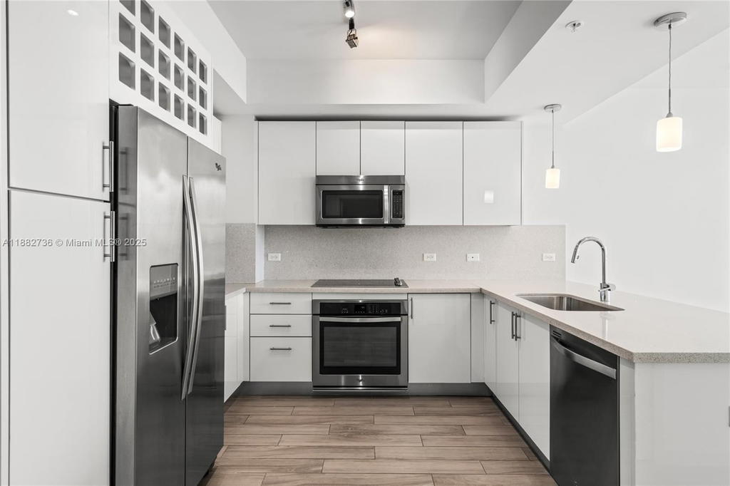 Real estate property located at 999 1st Ave #2208, Miami-dade, Nine At Mary Brickell Vil, Miami, FL