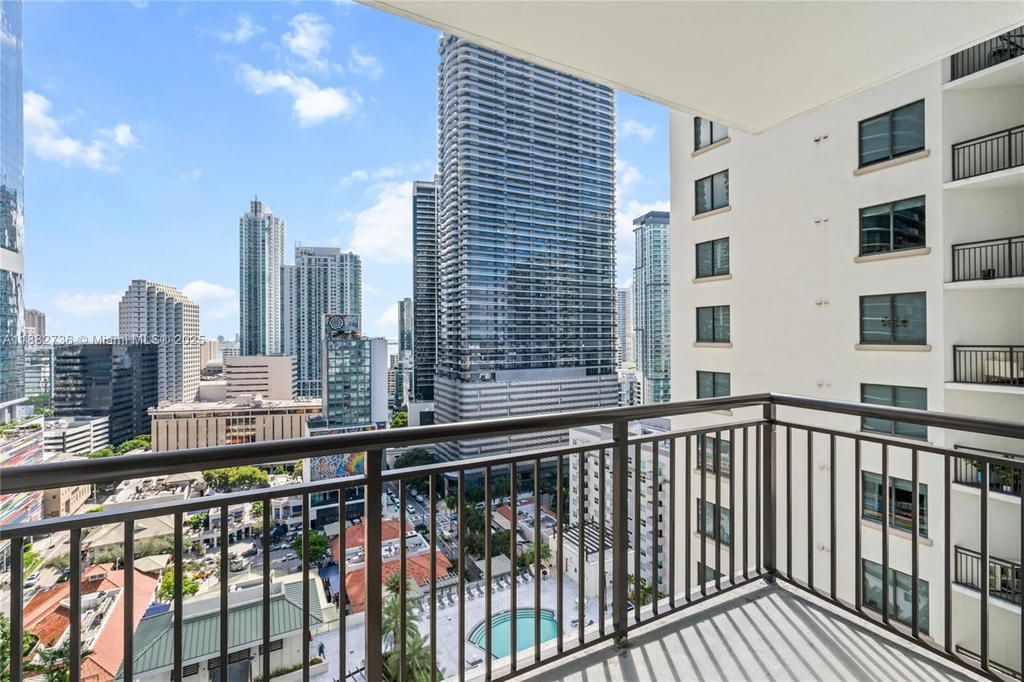 Real estate property located at 999 1st Ave #2208, Miami-dade, Nine At Mary Brickell Vil, Miami, FL