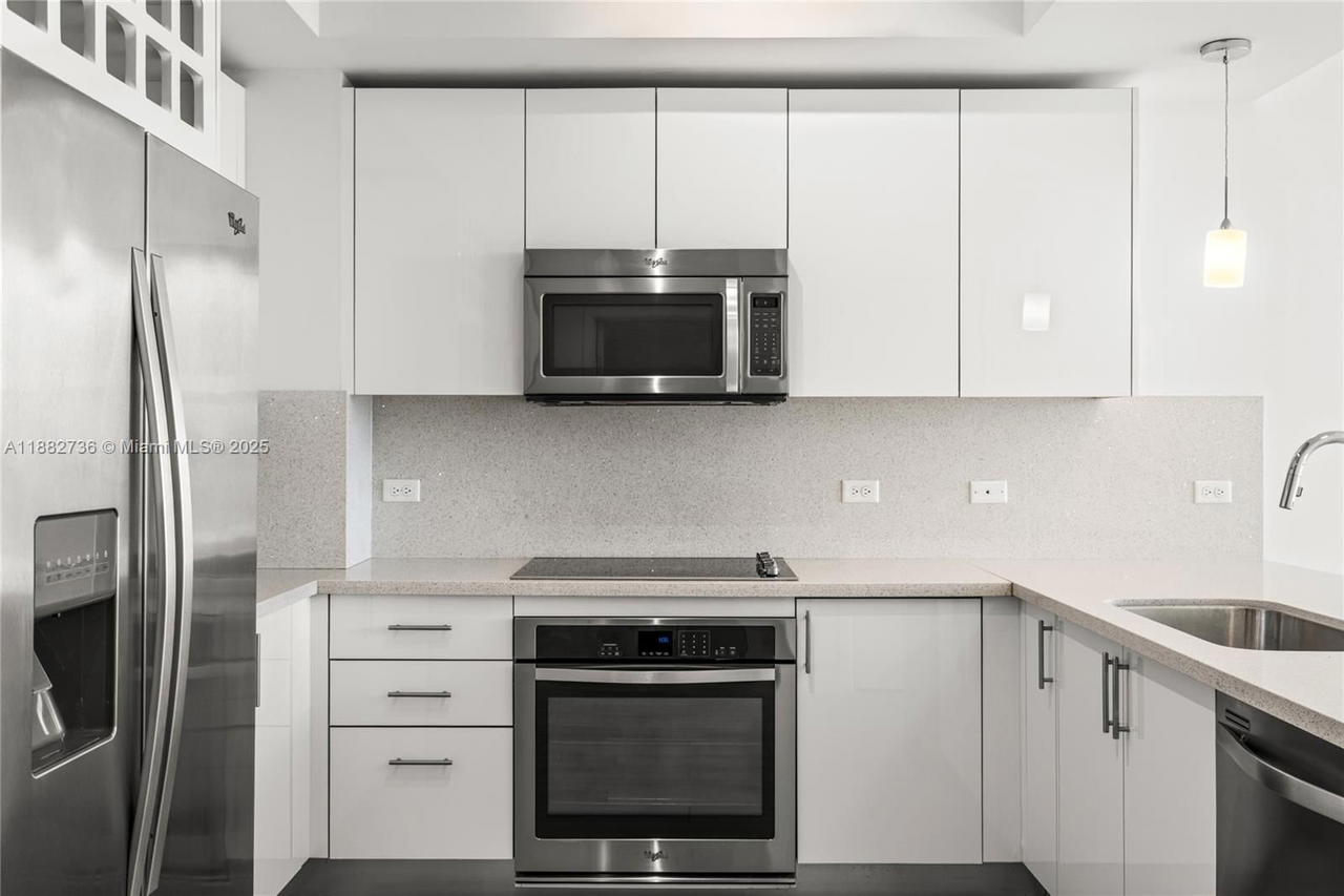 Real estate property located at 999 1st Ave #2208, Miami-dade, Nine At Mary Brickell Vil, Miami, FL