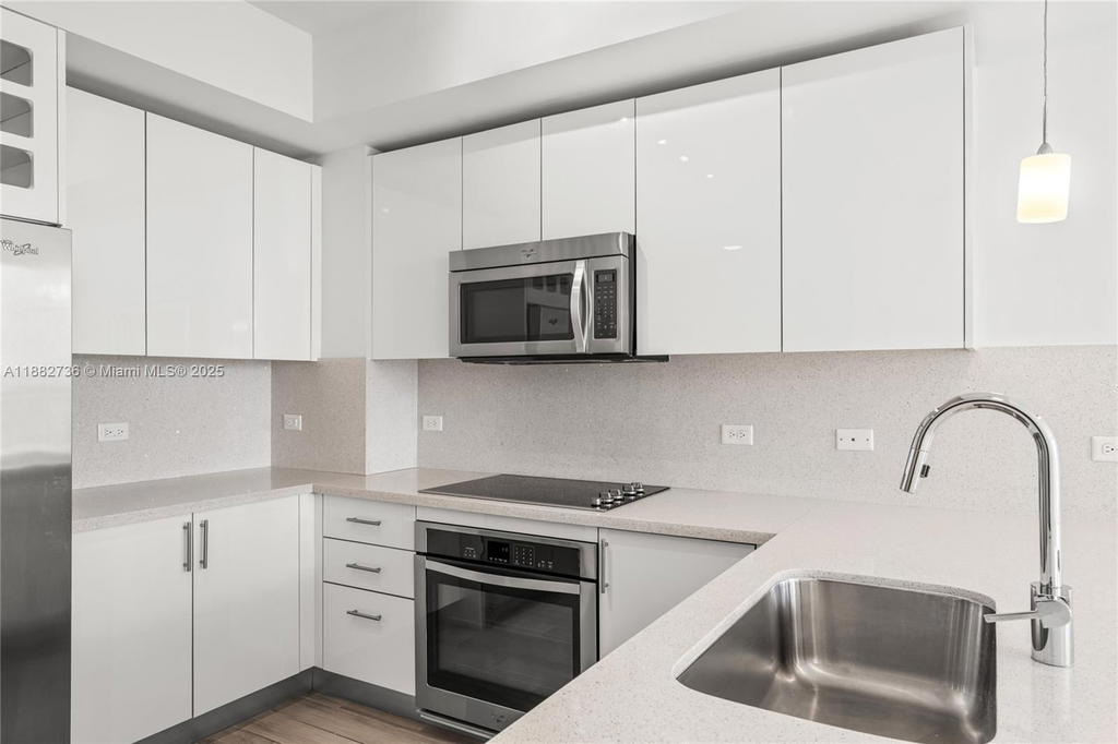 Real estate property located at 999 1st Ave #2208, Miami-dade, Nine At Mary Brickell Vil, Miami, FL