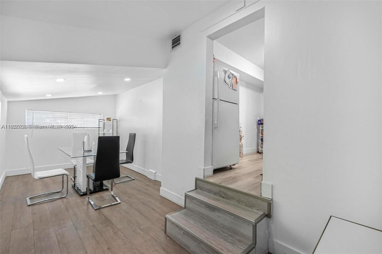 Real estate property located at 4590 9th Court, Miami-dade, Ingleside Park Rev, Hialeah, FL