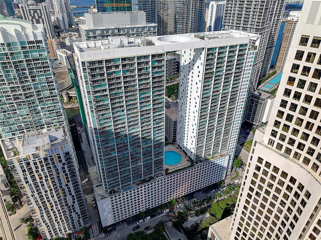 Real estate property located at 500 Brickell Ave #1701, Miami-dade, 500 Brickell East Condo, Miami, FL