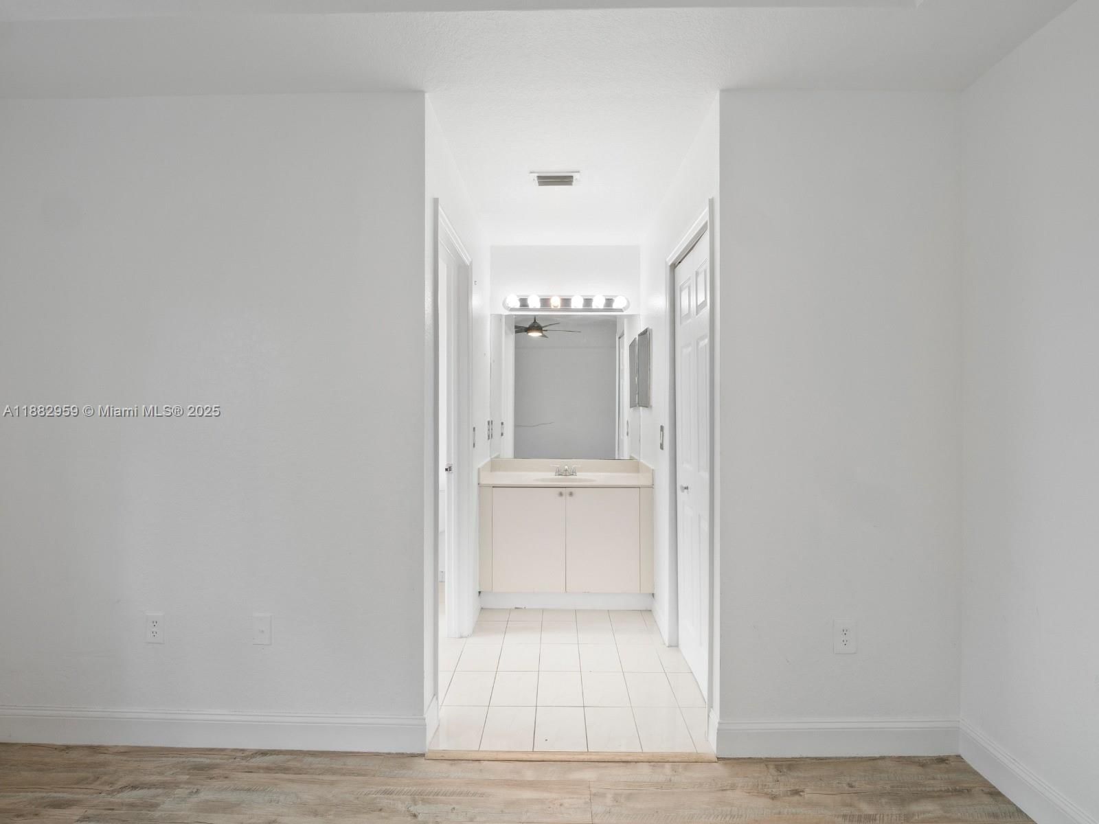 Real estate property located at 2954 15th Ter, Miami-dade, Venetia Grove, Homestead, FL
