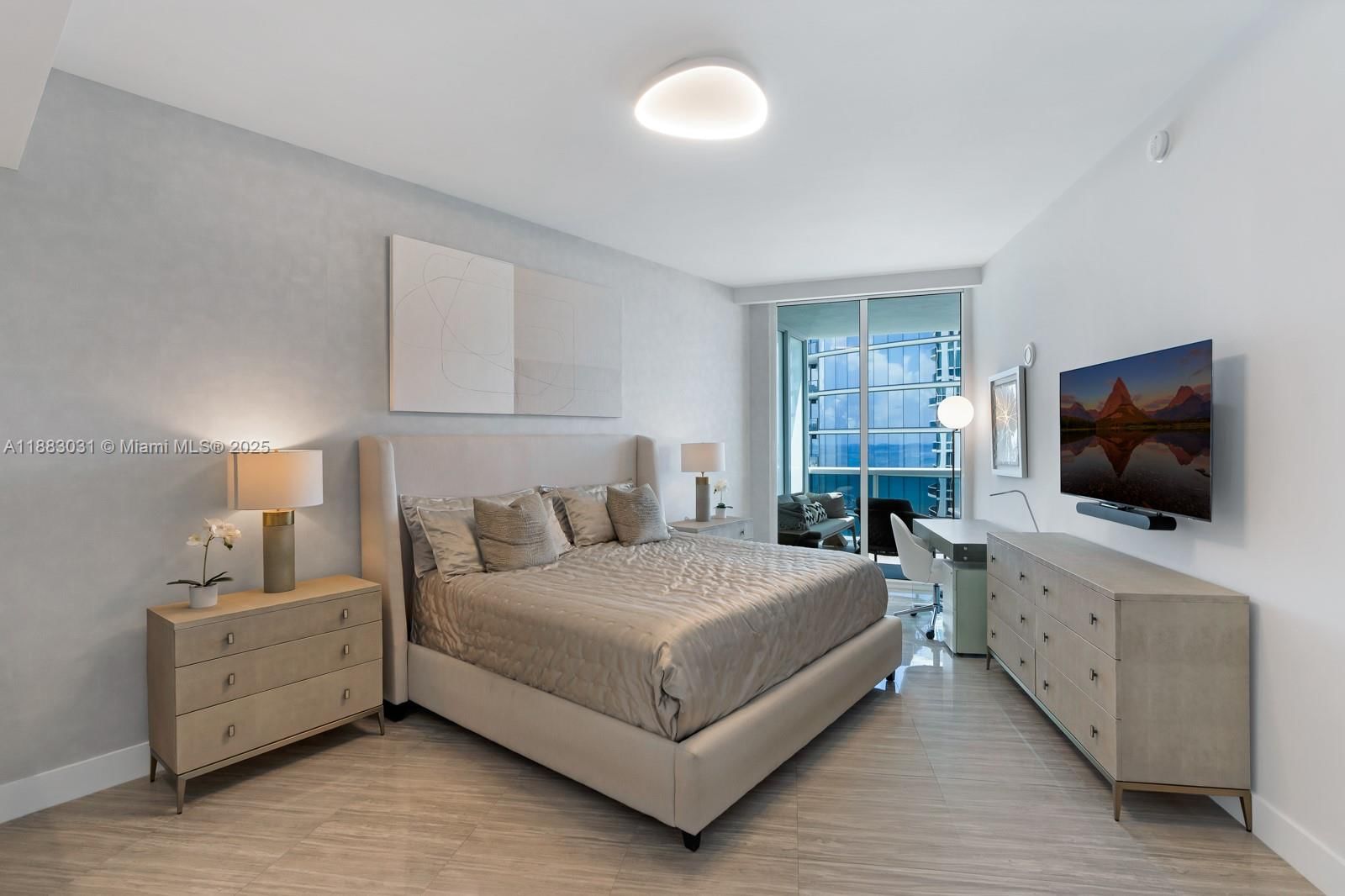 Real estate property located at 15811 Collins Ave #2907, Miami-dade, Tdr Tower Iii Condo, Sunny Isles Beach, FL