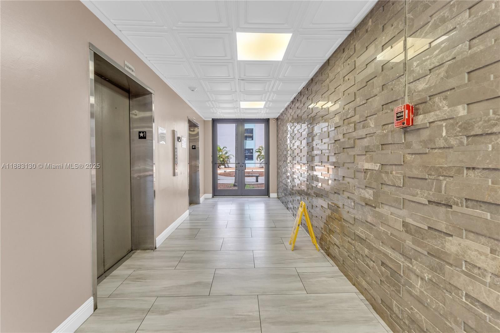 Real estate property located at 15600 7th Ave #708, Miami-dade, Parkway Towers Bldg 1 Con, Miami, FL